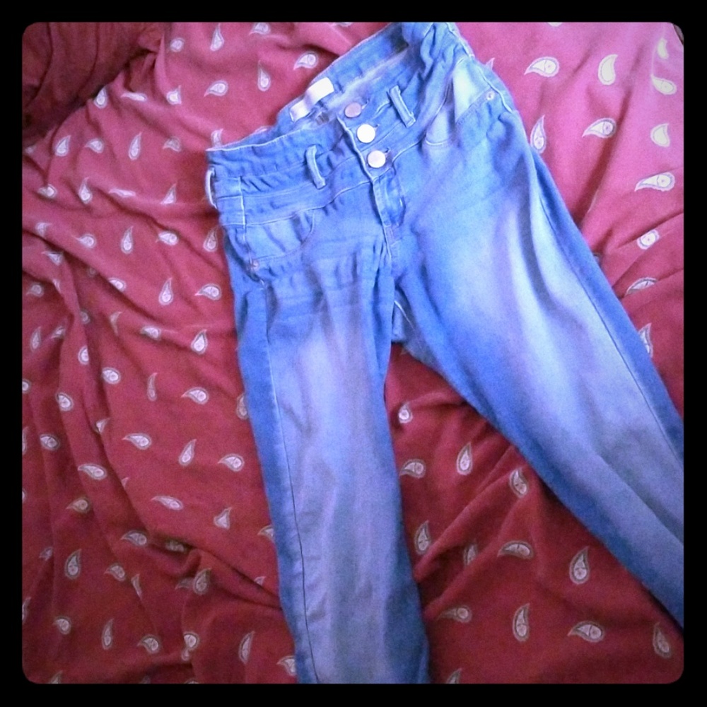 Jeans